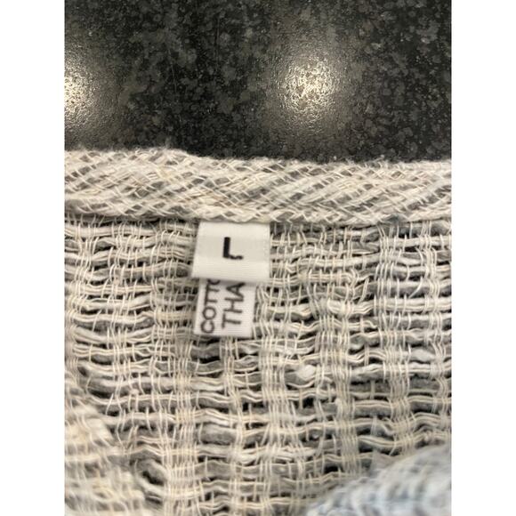 Gray and white woven ladies top L - Picture 7 of 10